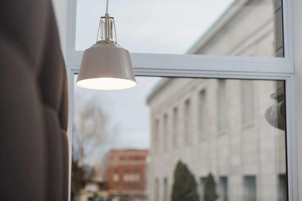 Hotel Oui Go! Trois-Rivières Zewnętrze zdjęcie