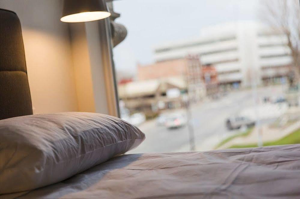 Hotel Oui Go! Trois-Rivières Zewnętrze zdjęcie